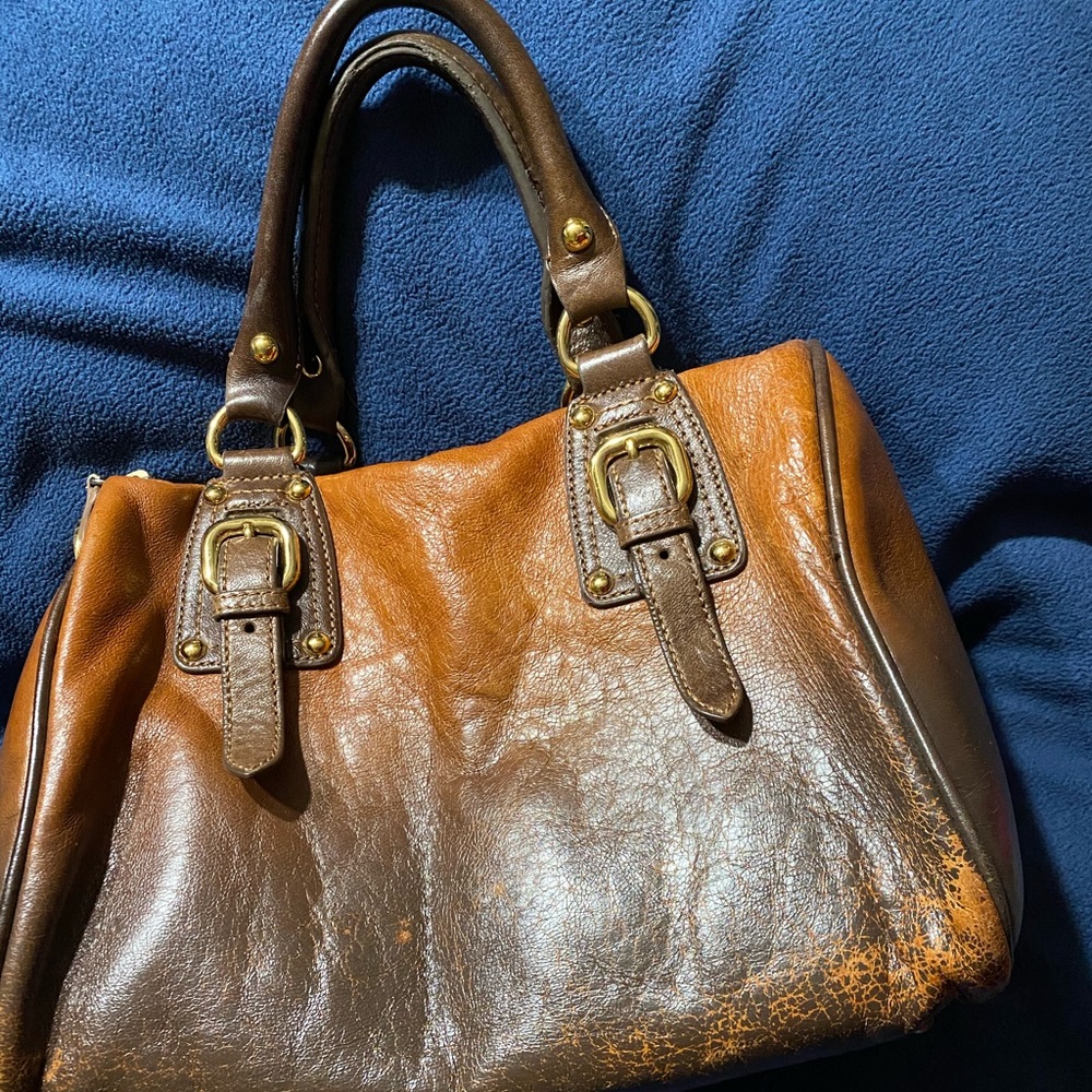 Steve Madden purse with twist lock
